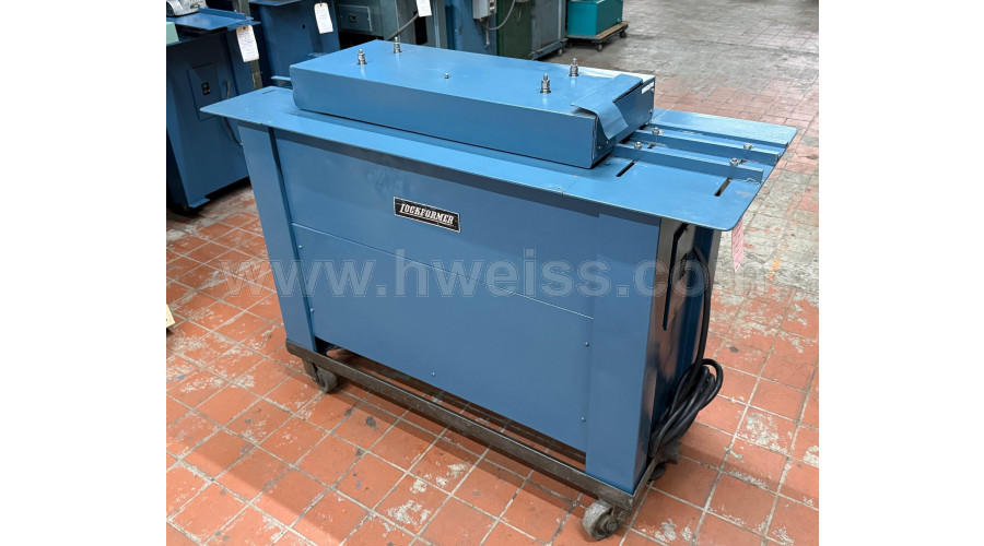 Lockformer 8900 Cleatformer with "S" Slip & Drive Cleat 