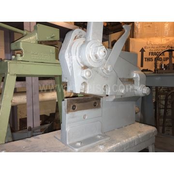 Manual Bench Shear on Stand